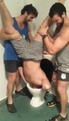 Neknominate - trào lưu chết người vì uống rượu kiểu mới 